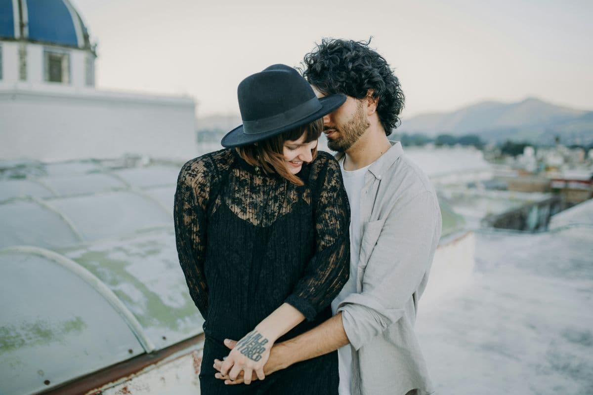 Weekly Love Horoscope Dec 15-21, 2025: Romance sparks you can't miss