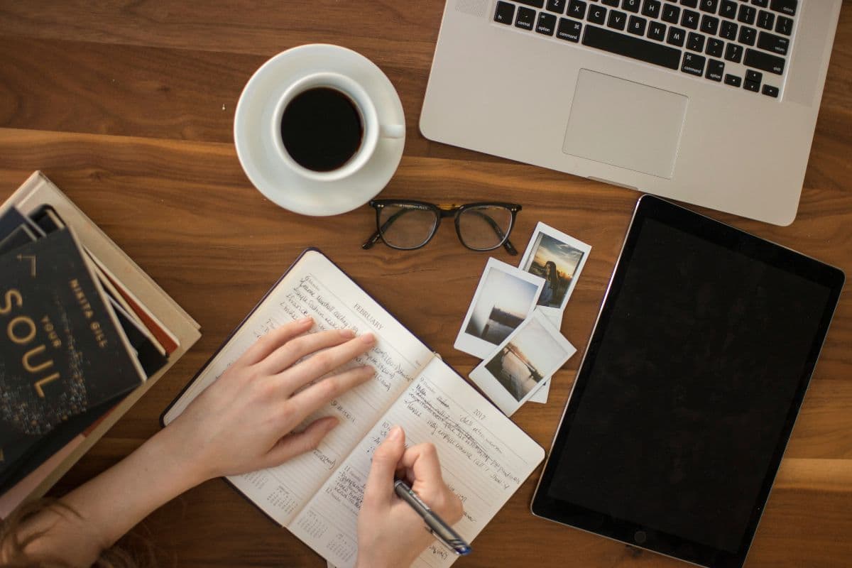 Career Horoscope (Oct 27–Nov 2, 2025): Steady progress or unexpected shake-up?