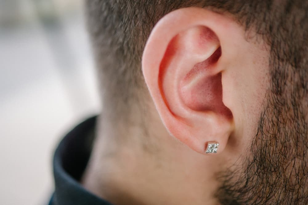 The surprising benefits of ear piercing for males/ Is ear piercing beneficial for men?