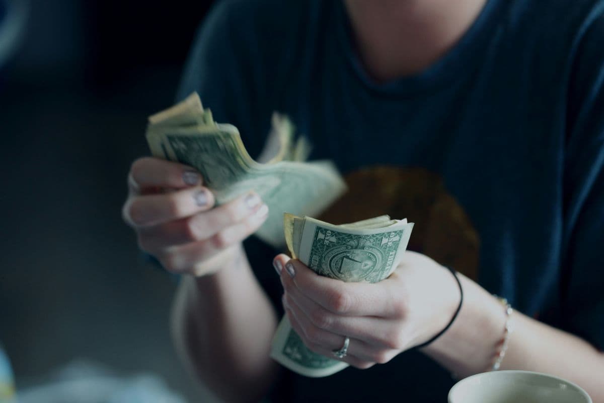 Weekly Money Horoscope (Sept 15–21, 2025): Which zodiac signs will prosper