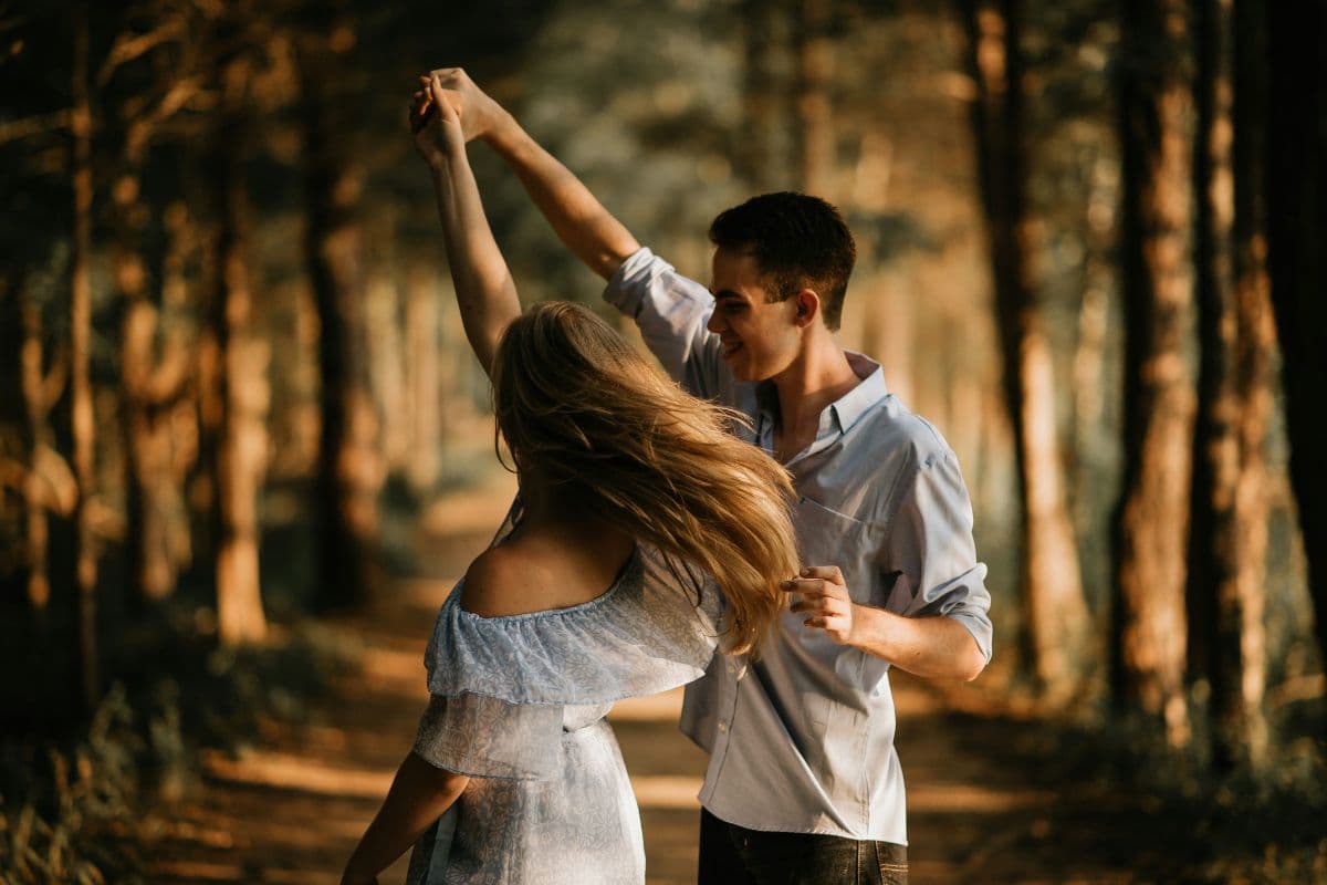 Weekend Rituals for Love: Astrology backed practices for lasting intimacy